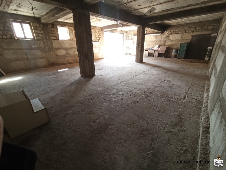 Warehouse commercial space for rent