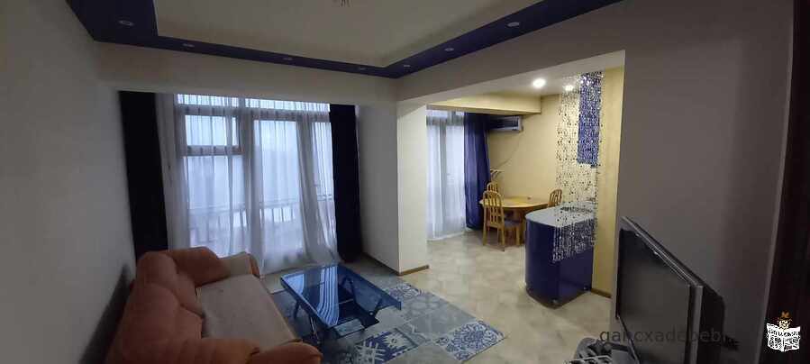 ბინა ბათუმის ცენტრში/Квартира в центре Батуми/Apartment in the center of Batumi