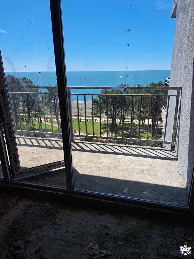 An apartment in Kobuleti is for sale cheaply and urgently.