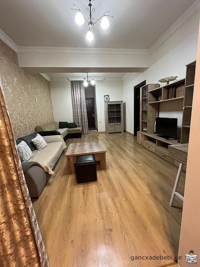 bina baTumis centrSi/Квартира в центре Батуми/Apartment in the center of Batumi