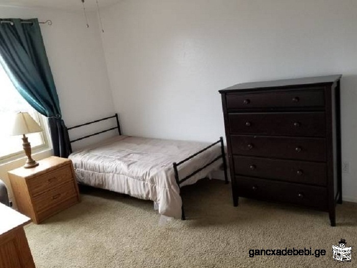 $850 / 100ft2 - Private Room (Phoenix)