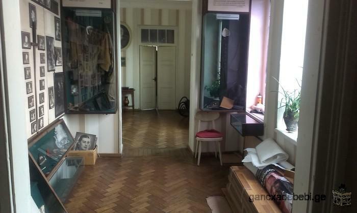 6 rooms apartment for sale