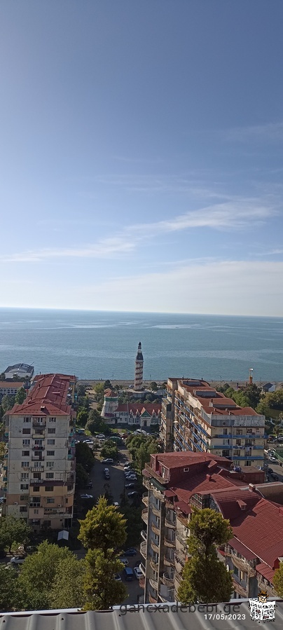 Apartment for rent in Batumi in a newly built building near the sea on the 18th floor. 591 71 67 51