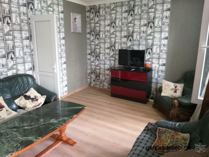 Flat for rent in Tbilisi 3 (three) bedrooms, metro station square (dadiani)