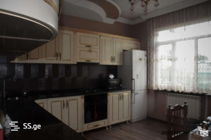 For rent in Urekh, on Mamia Varshanidze street, 6th lane, house number 1, the second floor of a priv
