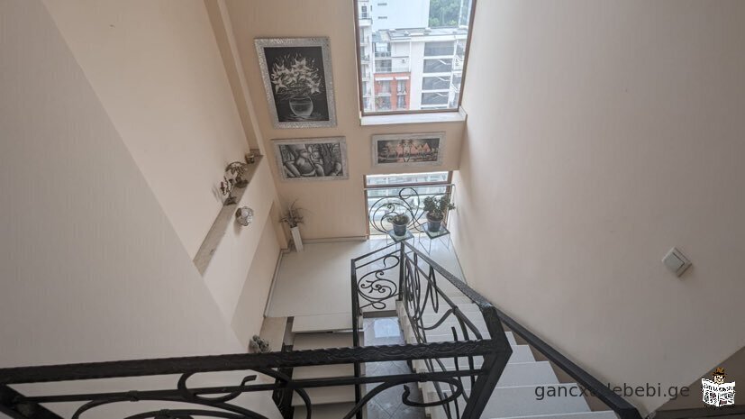 For sale in Saburtalo, m2 complex, on Kartoza street, a duplex apartment of 187 square meters