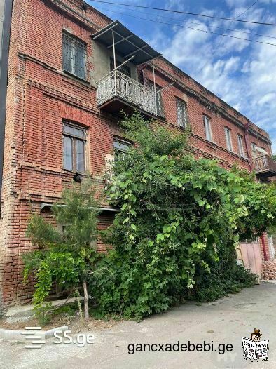 Isolated space for sale, in old Tbilisi, in Sololaki