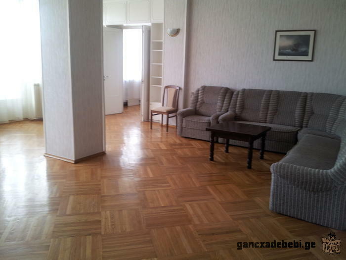 Renting the 5 rooms Apartment in Vake (Tbilisi)