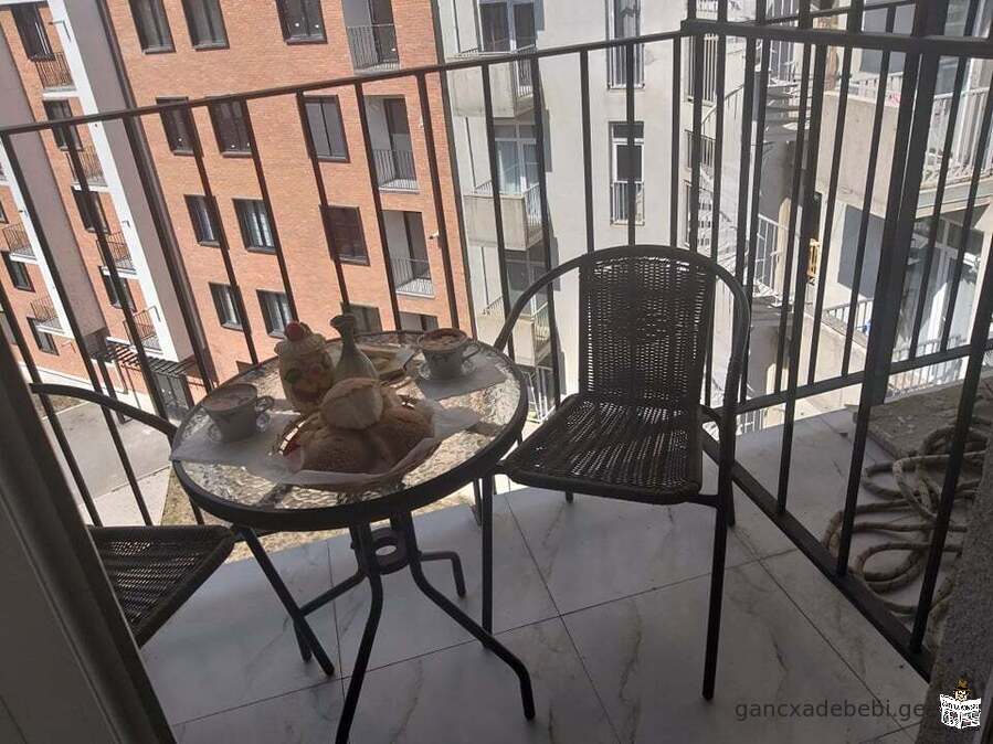 #Appartement Quotidien #Isani Tél: 597788428 / 90GELლ /