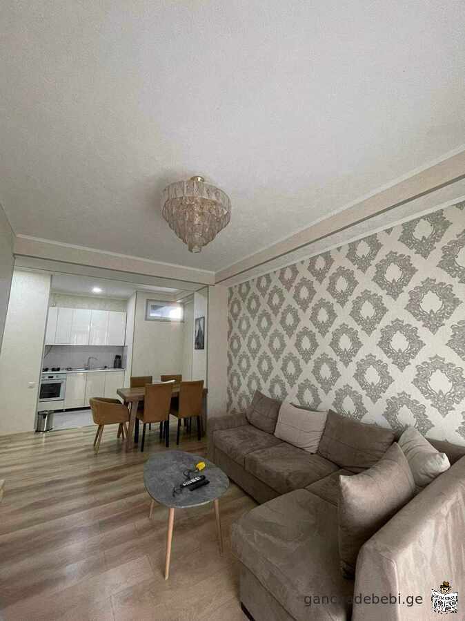 700 $ qirvadeba 3 oTaxiani bina TbilisSi gldani axmeteli metrosTan. 595-400-452