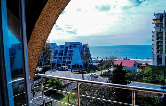 Продается гостиница в г. Батуми (Квариати) на берегу моря.