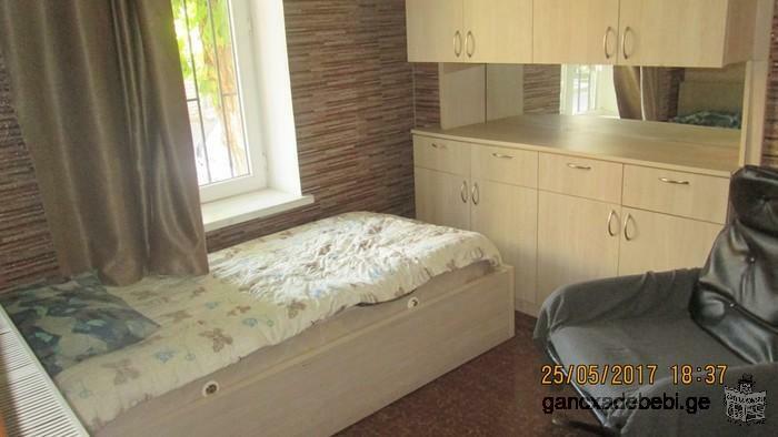 Сдается квартира в Тбилиси 3 (три) спальни, метро vagzalnaia (дадиани str)centr