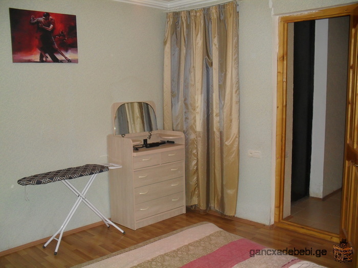 3-комнатная квартира посуточно в старом Тбилиси